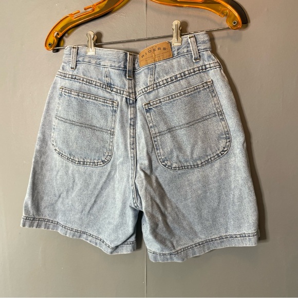Riders Classic Light Blue Denim Shorts size 10 - Picture 4 of 7